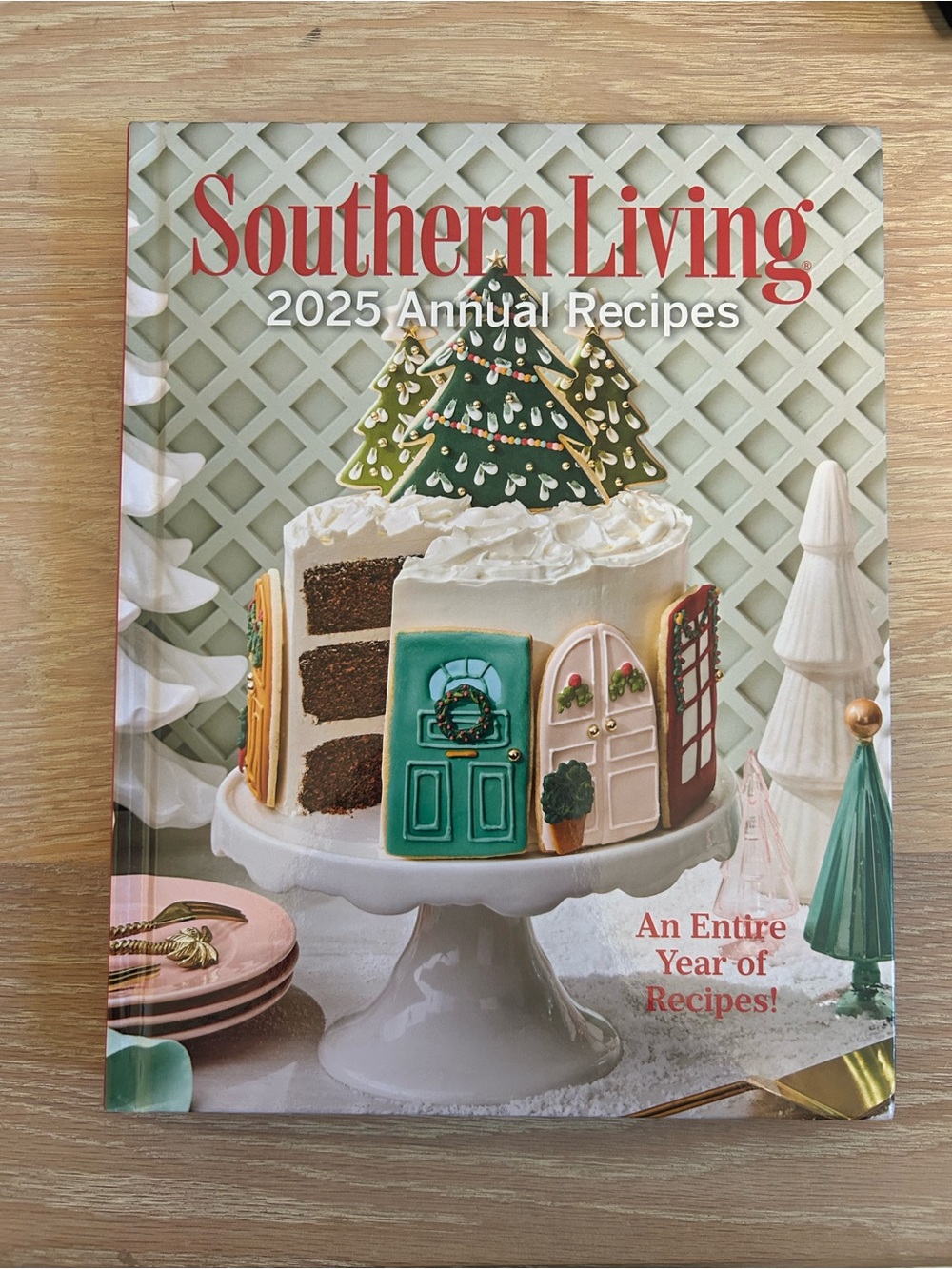 Southern Living Holiday Cake Cookbook — Green & Red Accents